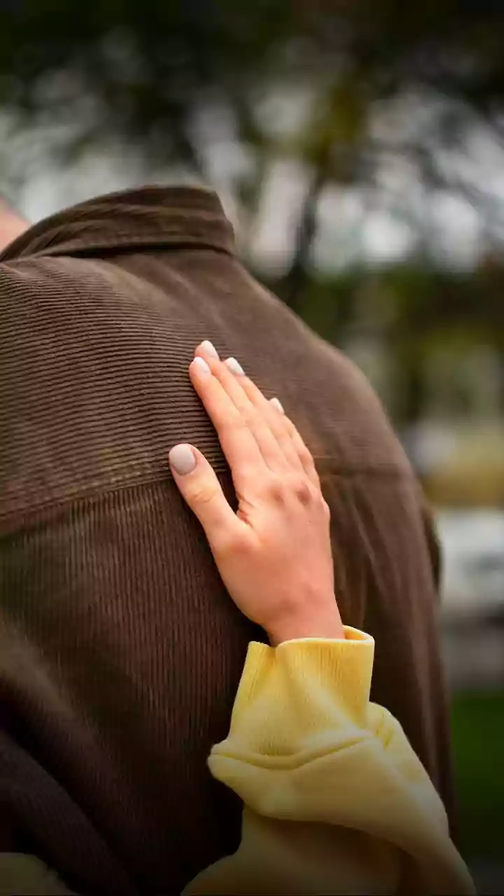 Saiba como ajudar alguém que está tendo uma crise de ansiedade