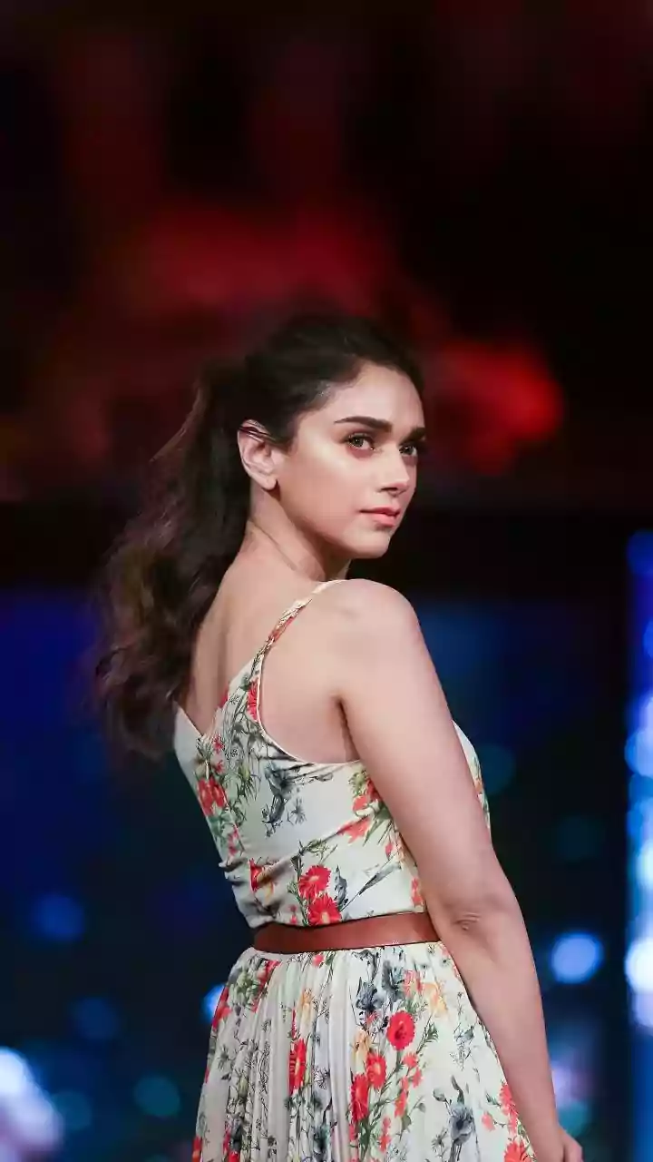 Aditi Rao Hydari's Bridal Looks: A Floral & Gold Affair!