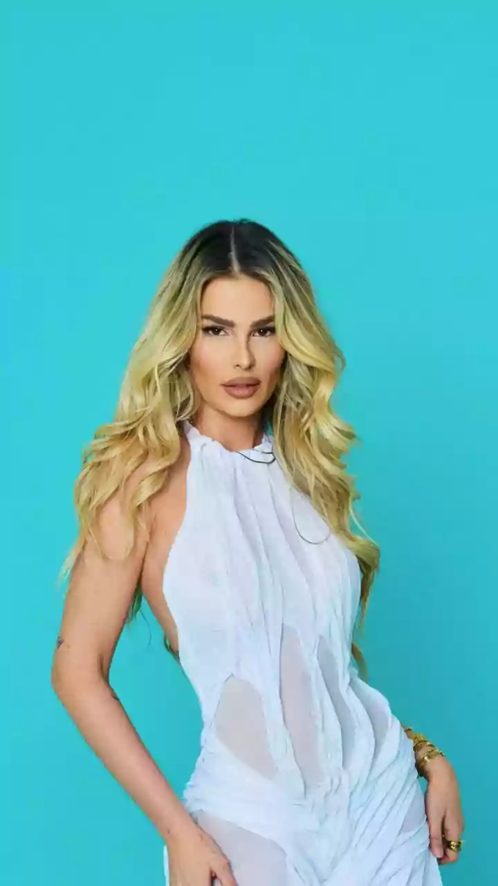 Yasmin Brunet comenta suas experiências com ETs e OVNIs:'Já vi 3'