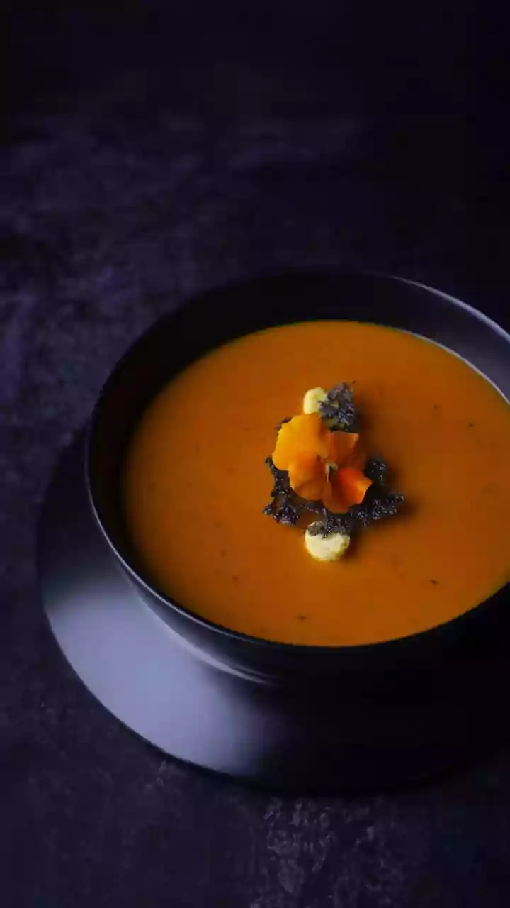 Cleanse Your Gut Fast Before Heavy Festive Dining With Light Soups And Clean Eating