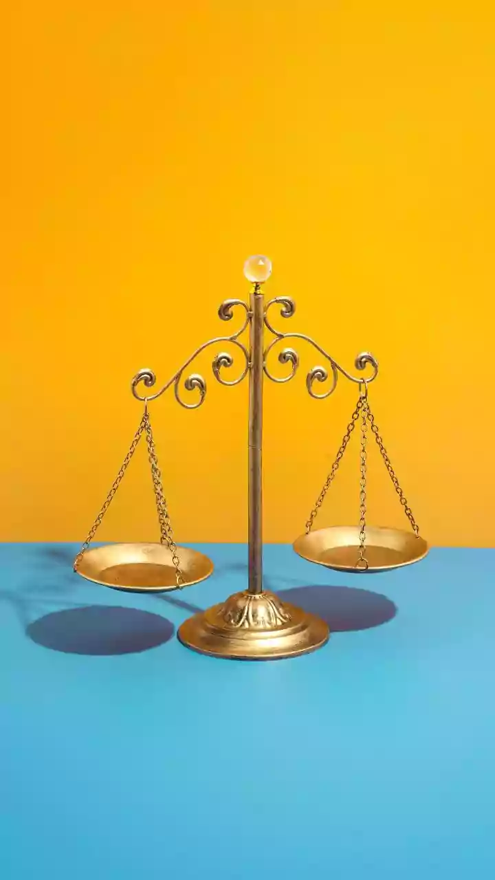 Libra's Cosmic Clarity: April 8, 2026 - New Beginnings & Harmonious Fortunes