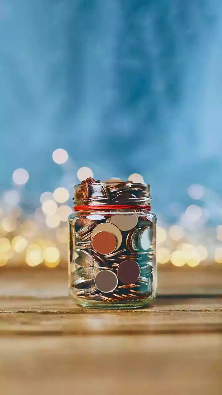 Savings-Account Holders Should Compare Required Balances and Penalty Slabs