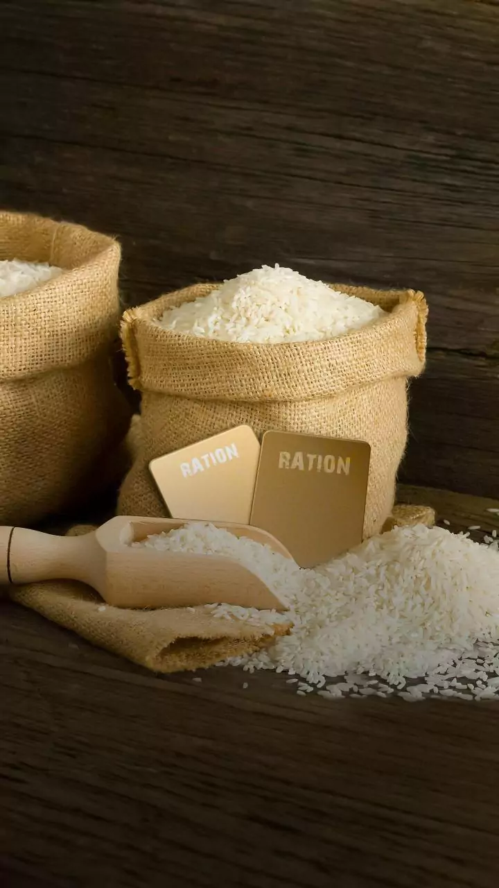 Delhi govt cancelled 4.20 lakh ration cards in last 10 years