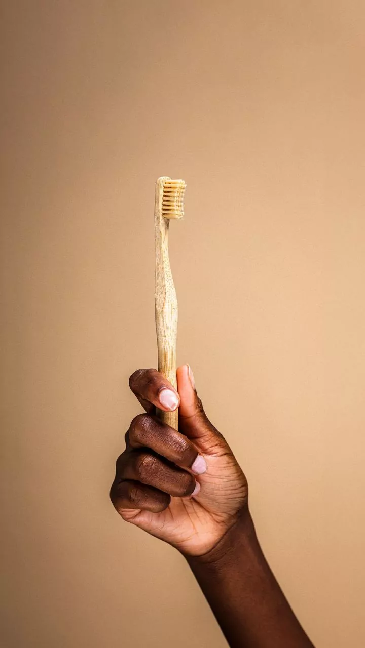 Gengiva sangrando ao escovar: quando procurar um dentista?
