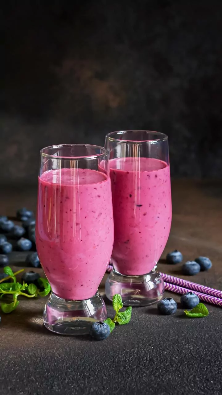 Inside Sydney Sweeney's Rs 2,000 Erewhon Blueberry Smoothie
