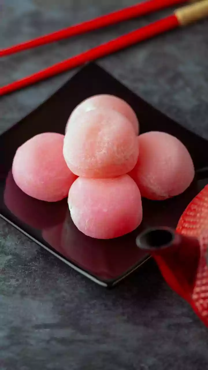 Why Adding Mochi Into Protein Bowls Is Going Viral Now