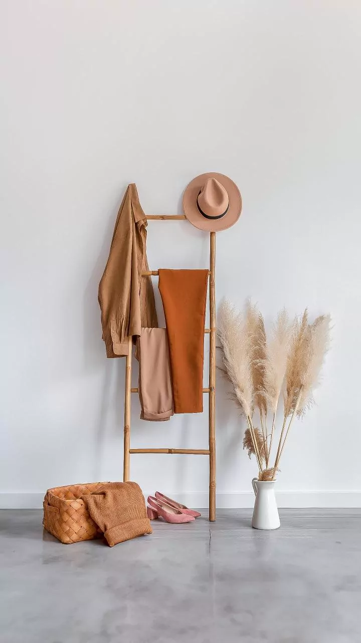 Entryway Elegance: Transform Your Foyer with Smart Decluttering Hacks