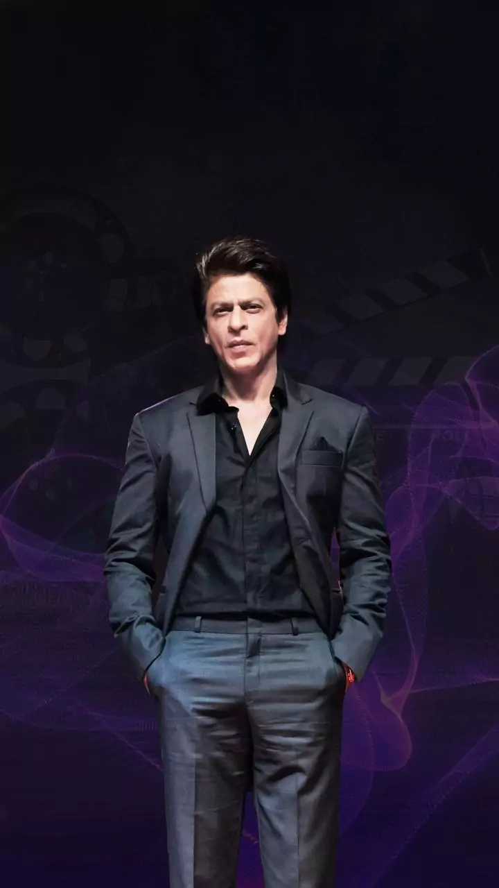 Khan returns to big screen with Anand's 'King' December 24