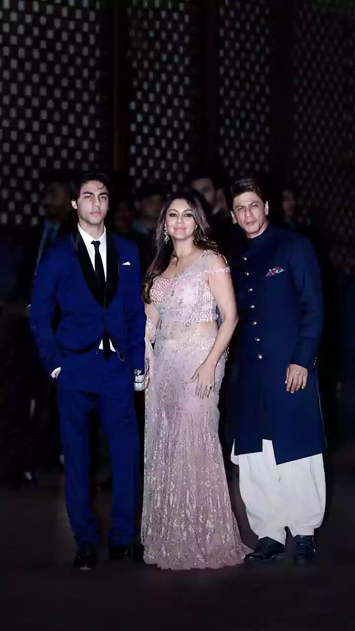 Red White & Royal Blue Wedding Goes On Floors; Nicholas Galitzine, Taylor Zakhar Perez Share Update