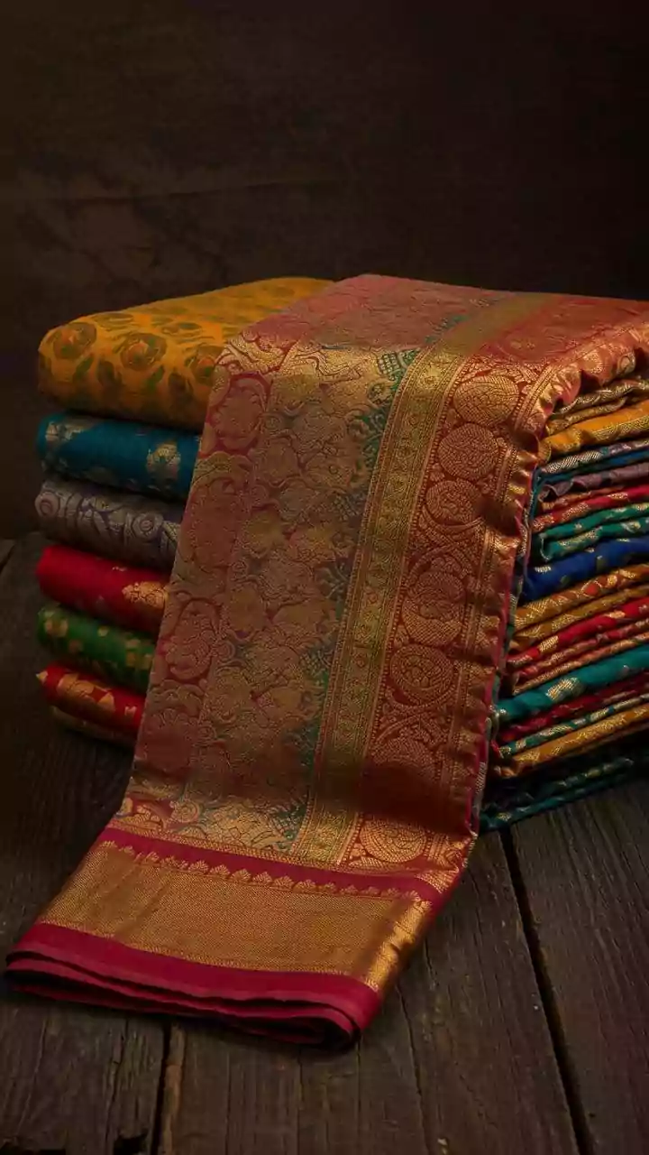 Winter Wedding Style: Saree Guide for IN Brides