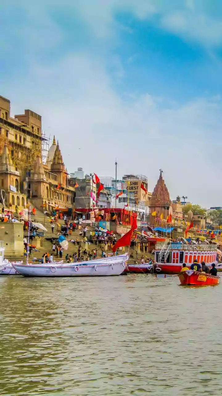 UP CM prays at Kashi Vishwanath temple during two-day visit to Varanasi