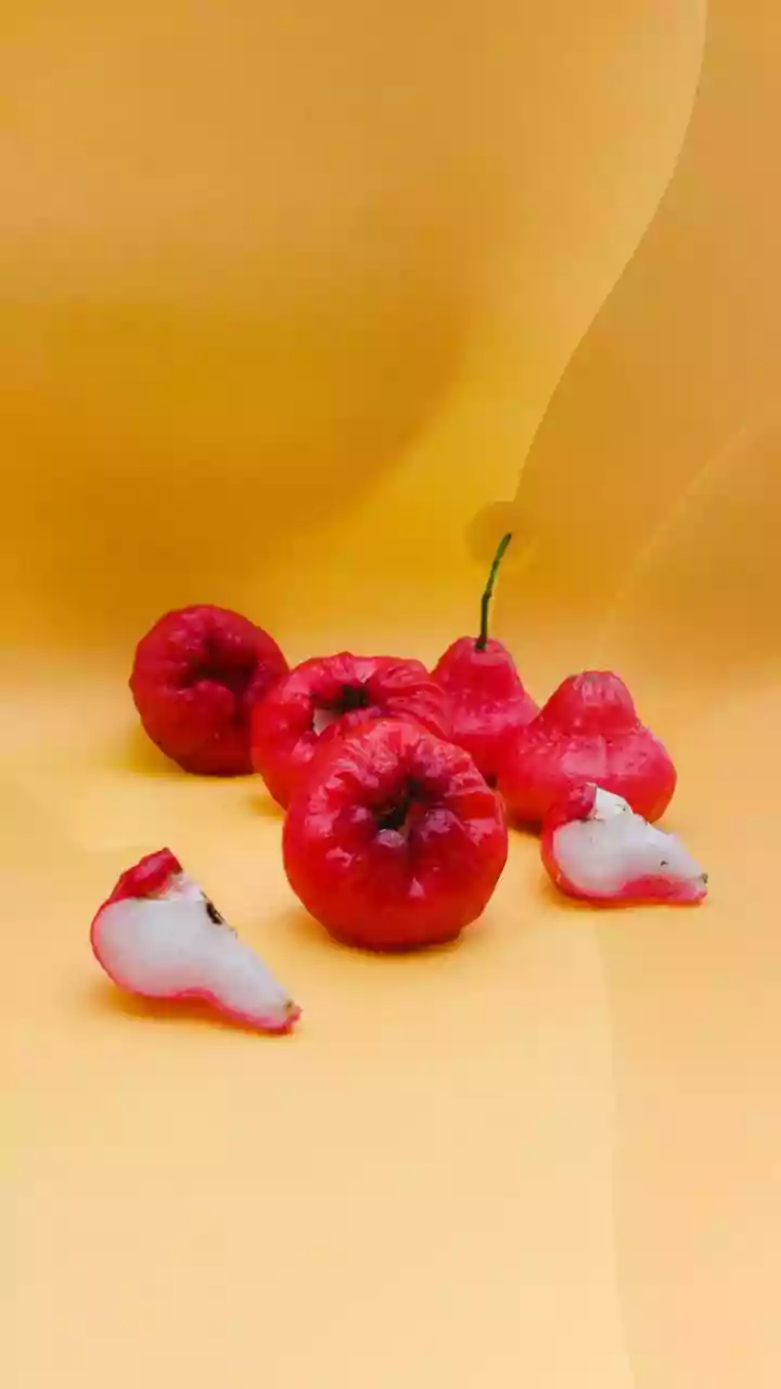 Discard Fruit if Storage Conditions Have Been Uncertain for Too Long