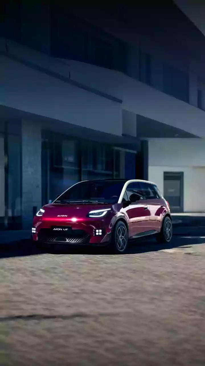 GAC Aion UT entra em pré-venda de olho em BYD Dolphin e Geely EX2
