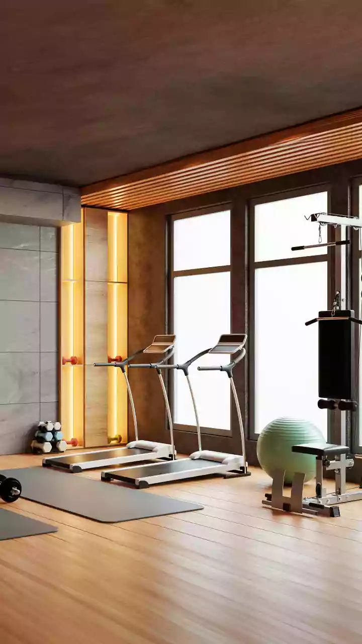 Adapte seu treino: como aproveitar ao máximo uma academia pequena e com poucos aparelhos