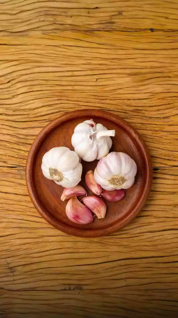 Why Garlic And Coriander Dishes Give Home Cooks Alternatives To The Same Seasoning