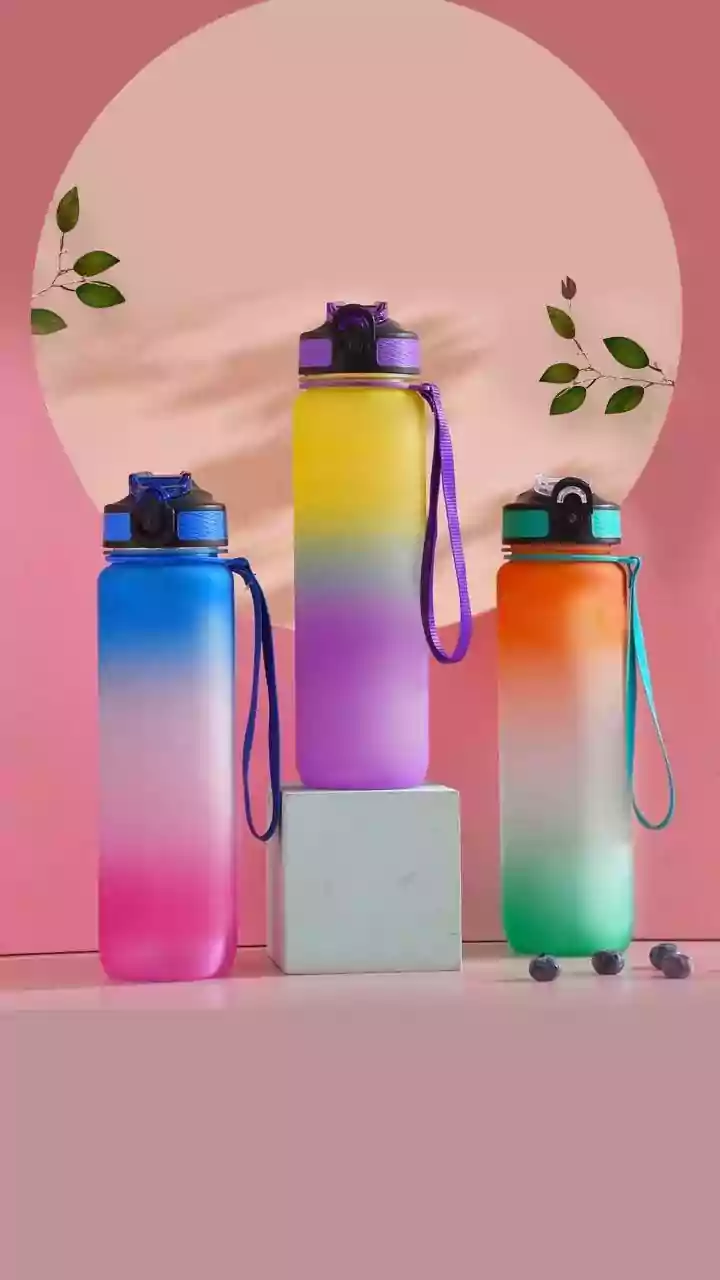 5 hacks to keep your water bottles clean