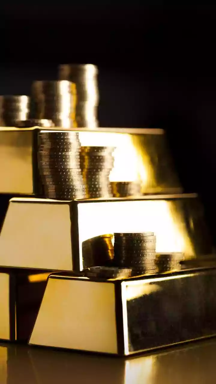 Gold & Silver prices jump: Fed Rate cut hopes drive MCX rates today