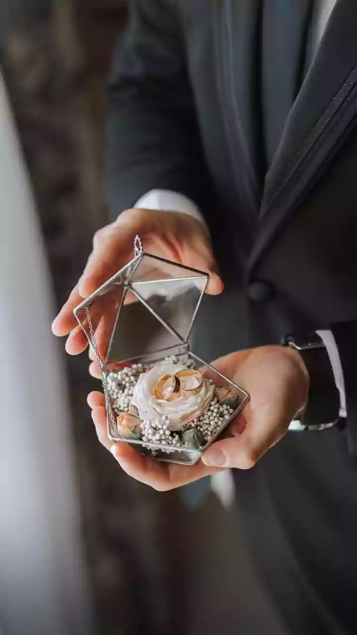 Groom's Guide: Wedding Makeup Essentials