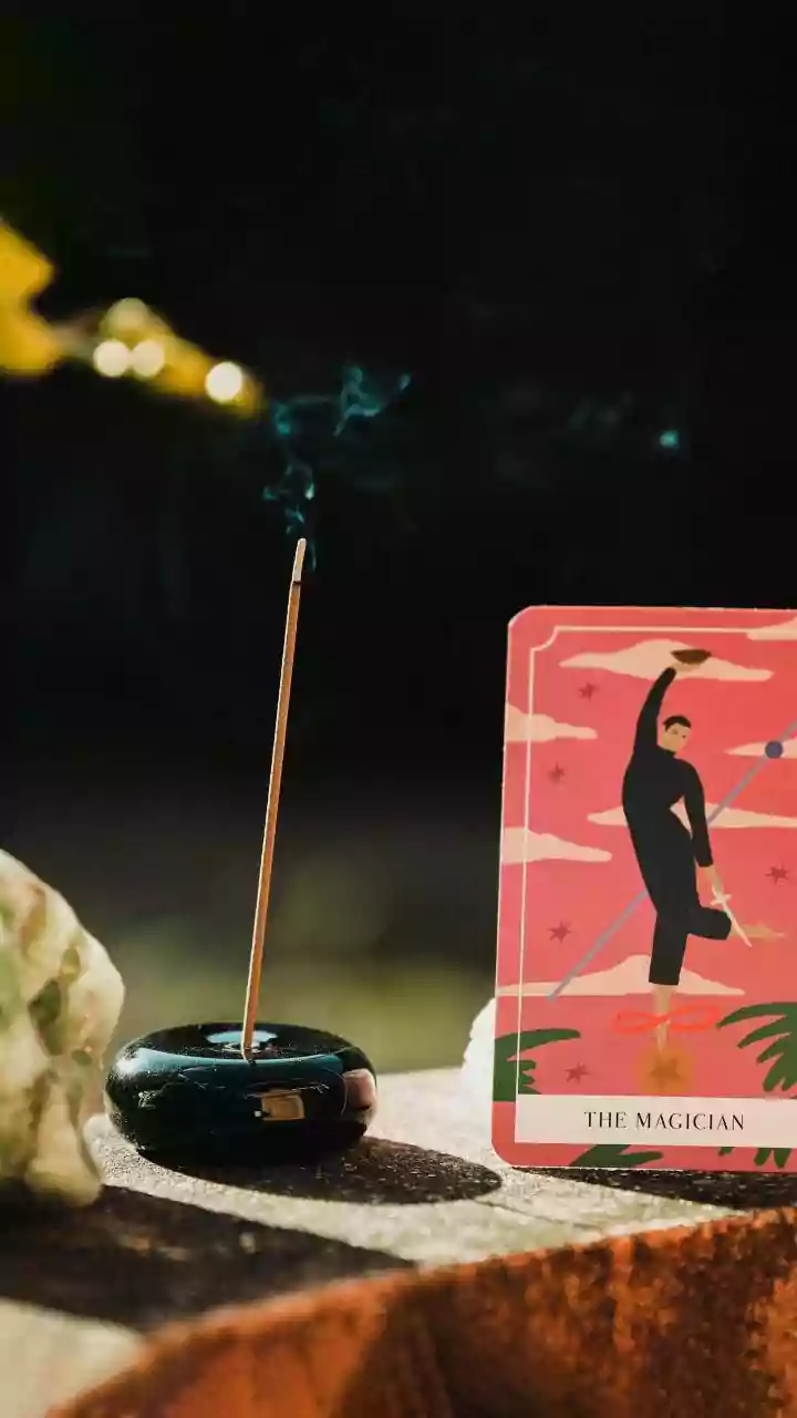 Weekly Tarot Predictions: Tarot Card Reading From Dec 15th, 2025 To Dec 21st, 2025 For All Zodiac Signs