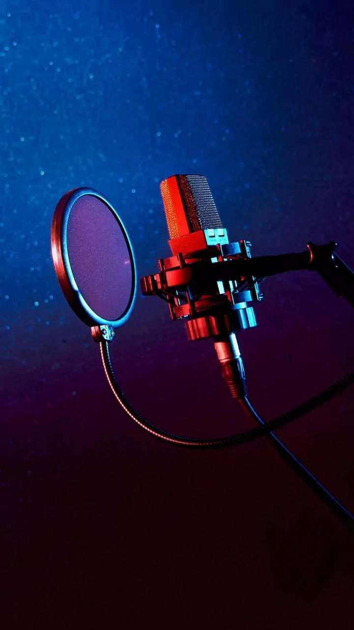 How Freelancers Get Accurate Offline Transcripts Without Uploading Sensitive Client Data