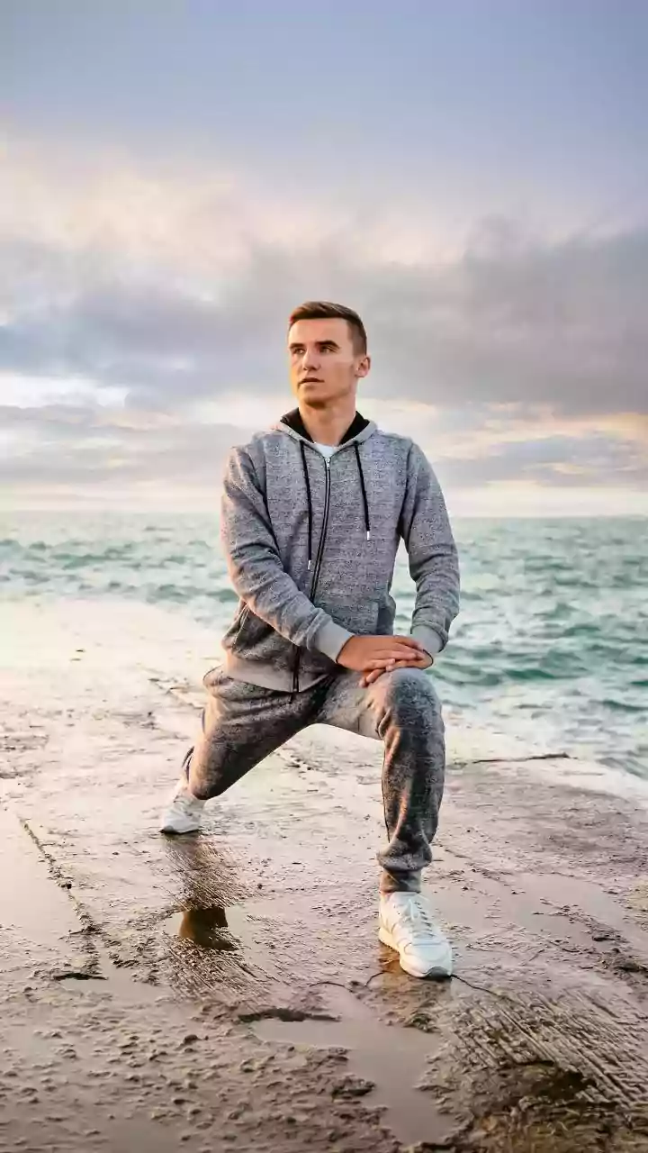 Why Quick Bodyweight Sessions Make It Easy To Keep Up Workouts During Rainy Weather