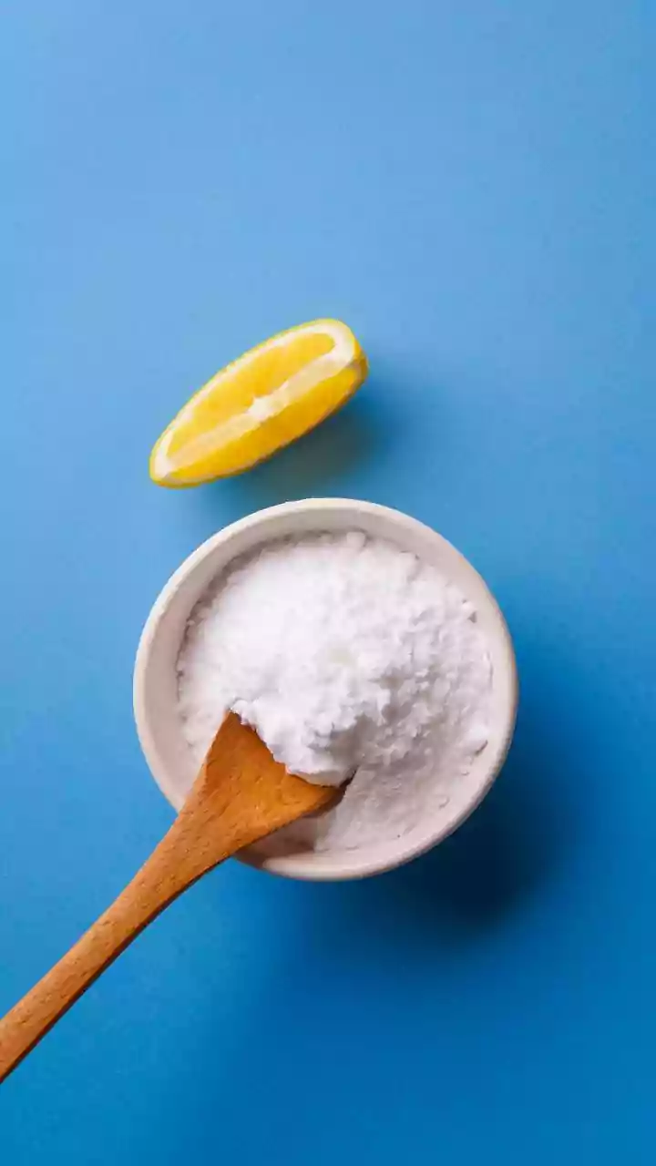 5 Natural Microwave Odor Busters: Say Goodbye to Burnt Popcorn & Fish Smells!