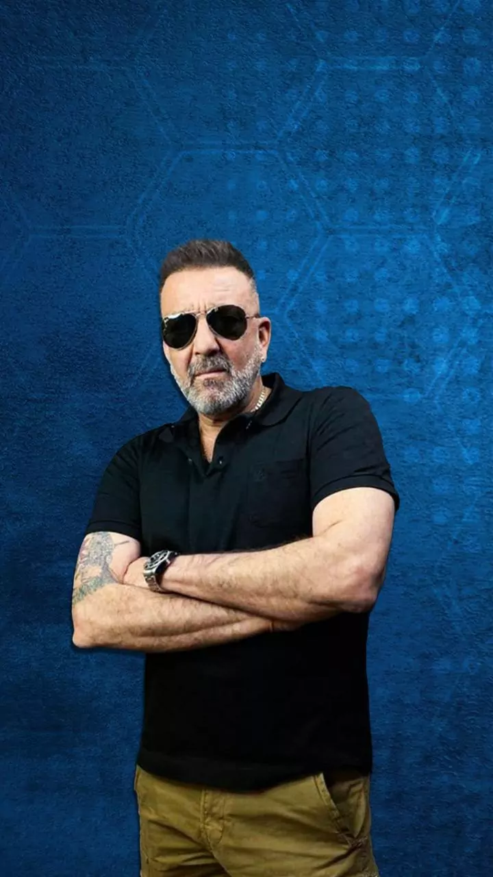 'Dhurandhar' overtakes 'Pushpa 2' to become highest-grossing Hindi film