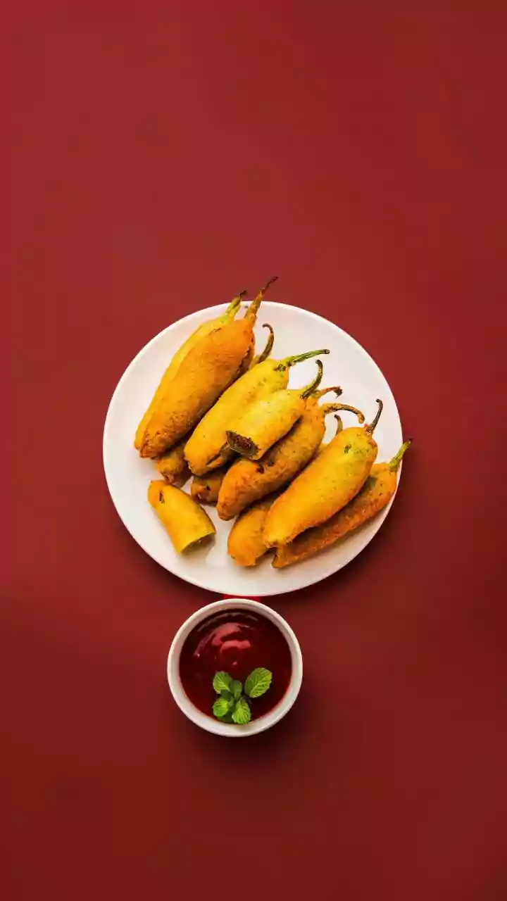 A Culinary Journey Through India's 7 Delectable Mirchi Bajji Varieties