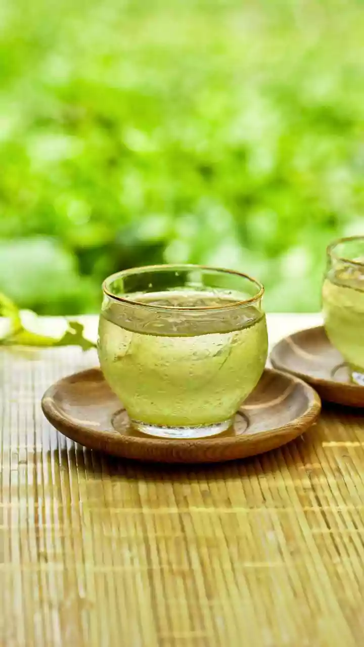 Cold-Brewed Botanical Tea Infusions Gain Popularity As Healthy Afternoon Refreshments In Metros