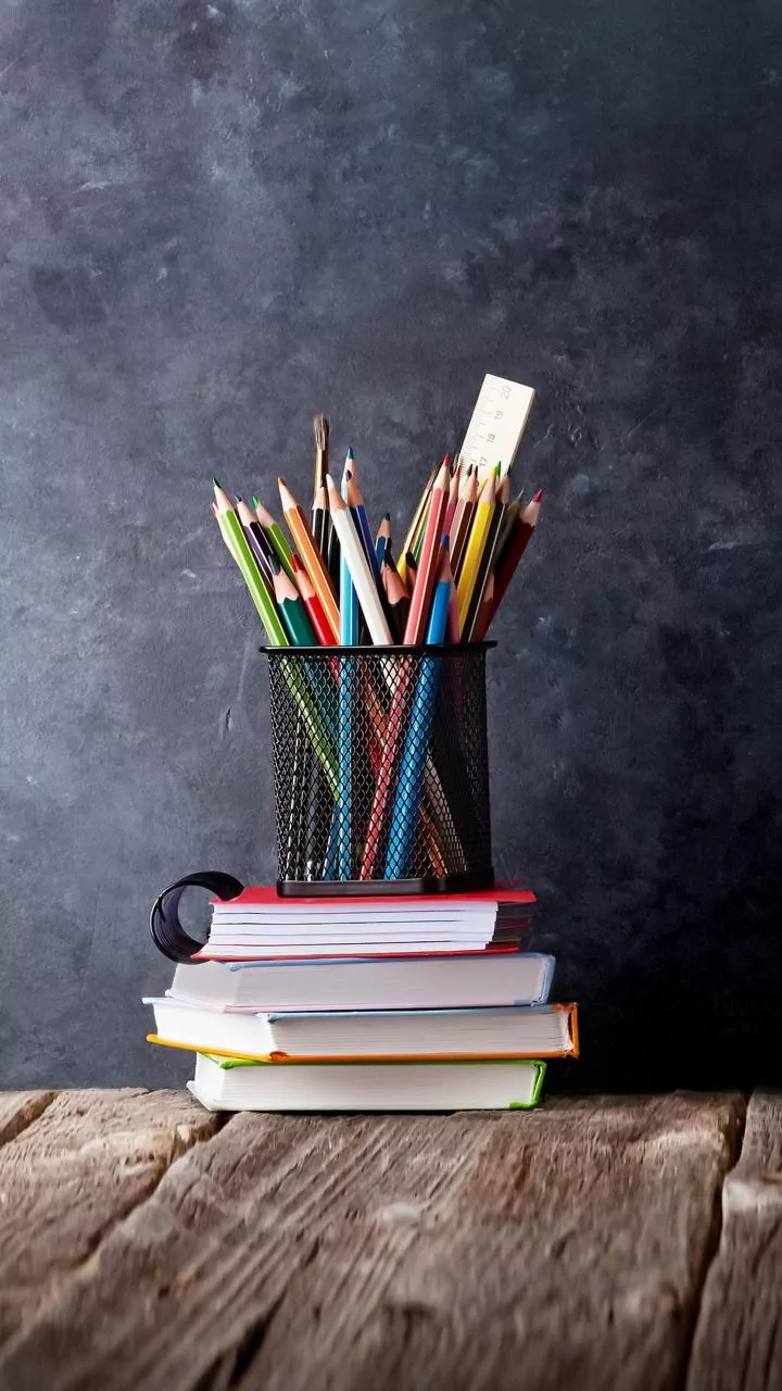 Should kids at least do a little bit of school work over the holidays?