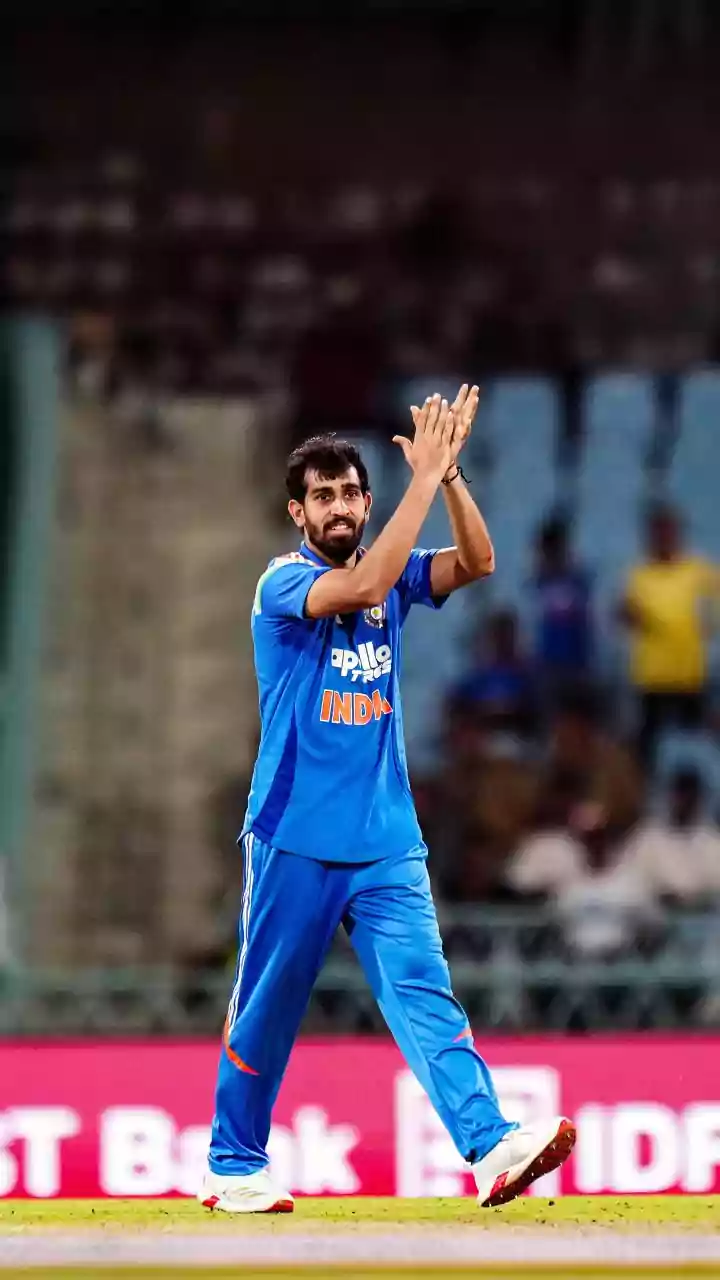 Prince Yadav pulls athletic catch to dismiss Rashid Khan in India vs Afghanistan 3rd ODI