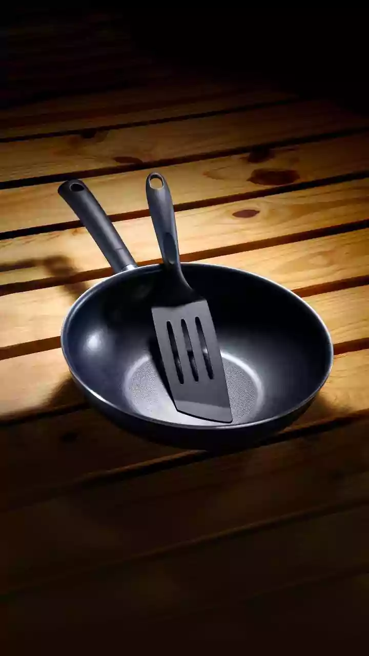 Ferro, Inox ou Antiaderente: Desvendando a Panela Ideal para Sua Cozinha!