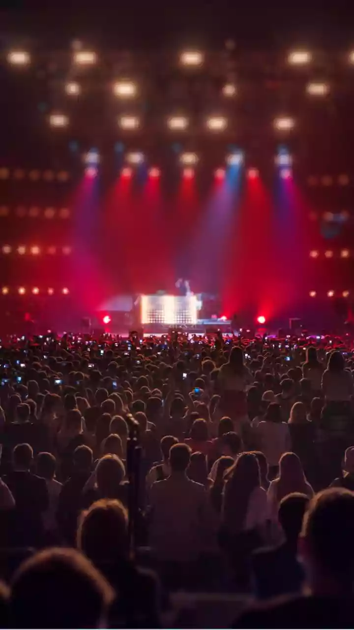 Kailash Kher's Gwalior Concert: Unruly Crowd & Security Issues