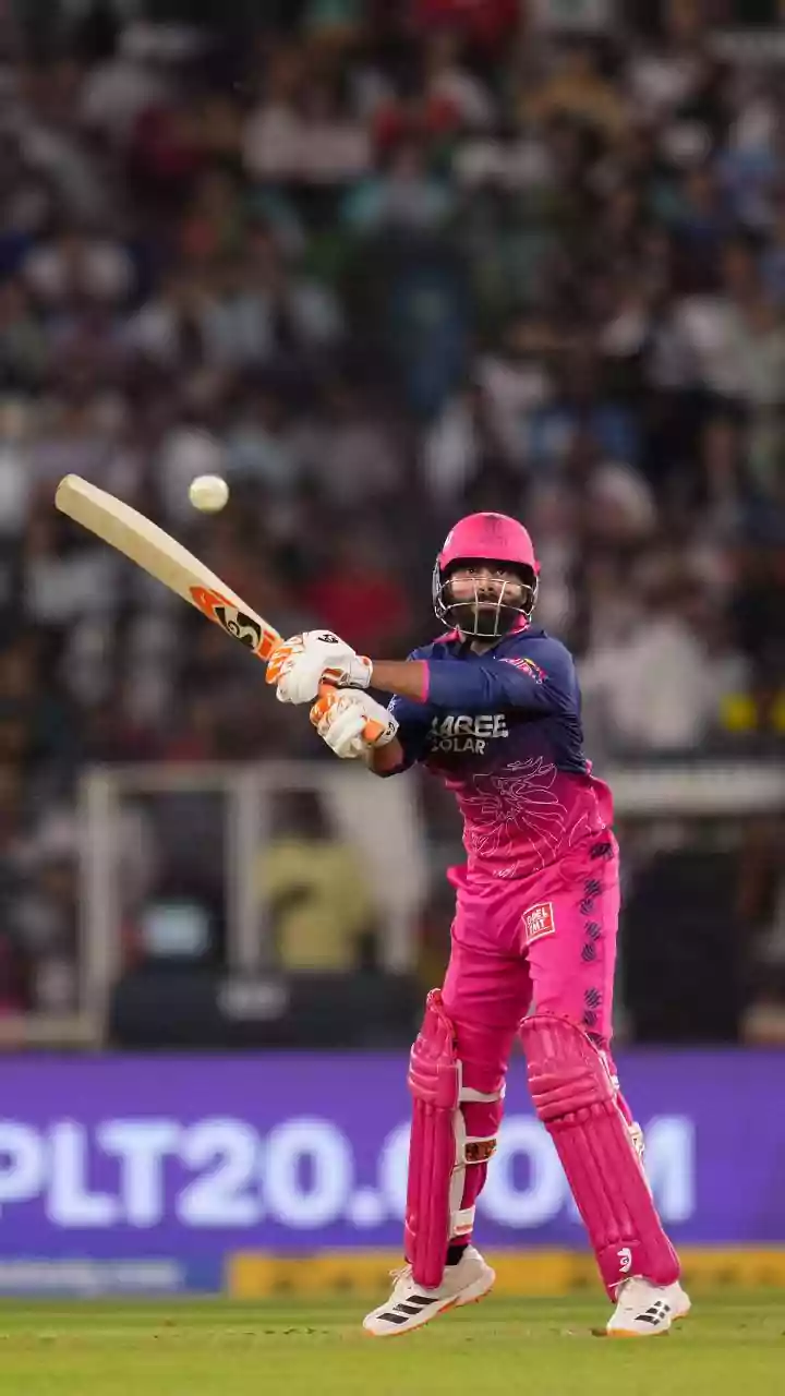 Watch: Ravindra Jadeja and Kuldeep Yadav’s Fun Moment Goes Viral in RR vs DC IPL 2026