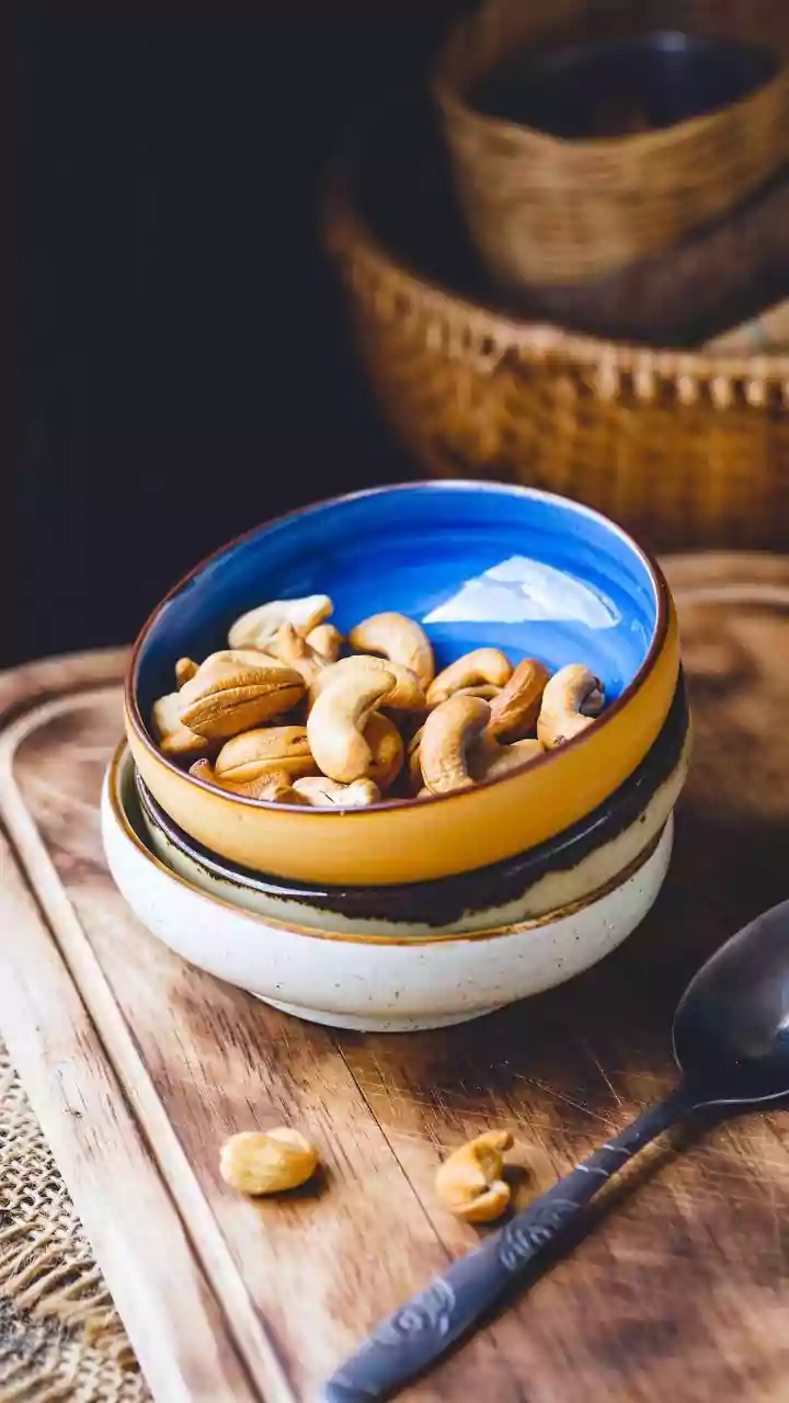 Digestive Comfort After Peanuts Varies More By Person Than Water Timing: Evidence-Based Nutrition