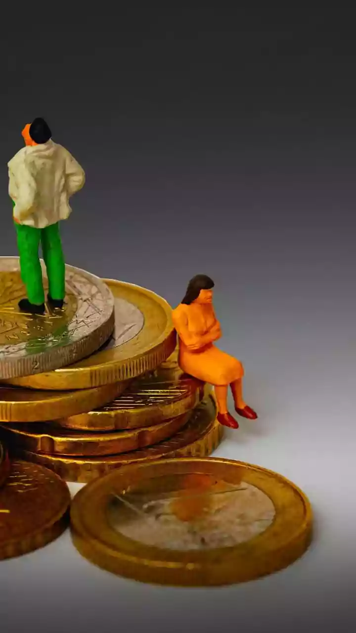 Top 12 Billionaires Now Richer Than the Poorest Half of Humanity: Oxfam