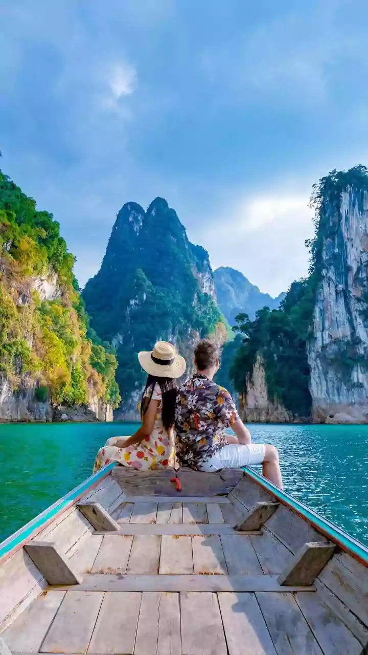 Honeymoon 2.0? Why Couples Are Choosing ‘Buddymoons’ Over Privacy