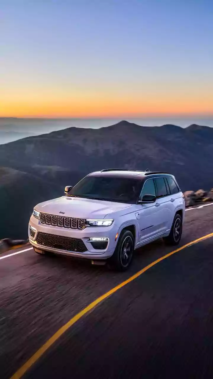 Novo Jeep Cherokee híbrido é registrado no Brasil e promete 800 km de autonomia
