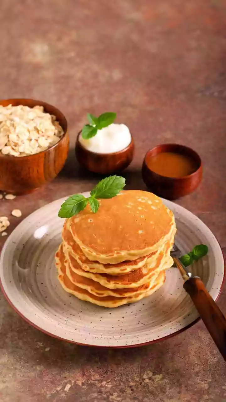 Want a quick breakfast? Try these oat pancakes