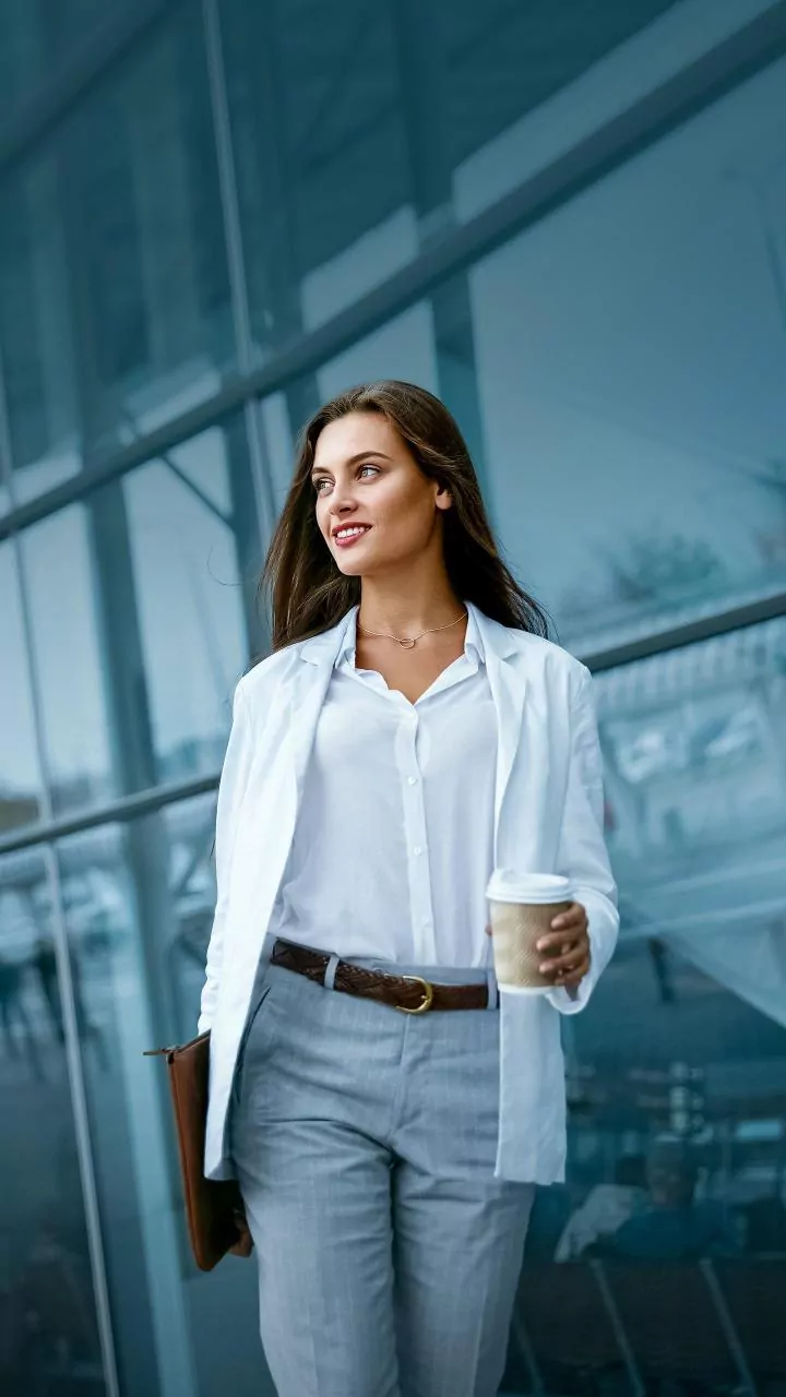 New Findings Give Walking Meetings Fresh Momentum Among Professionals