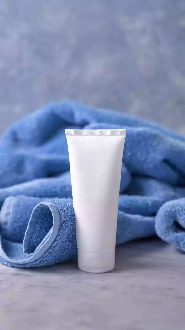 7 Sabun Cuci Muka untuk Menghilangkan Komedo dan Mengecilkan Pori-pori