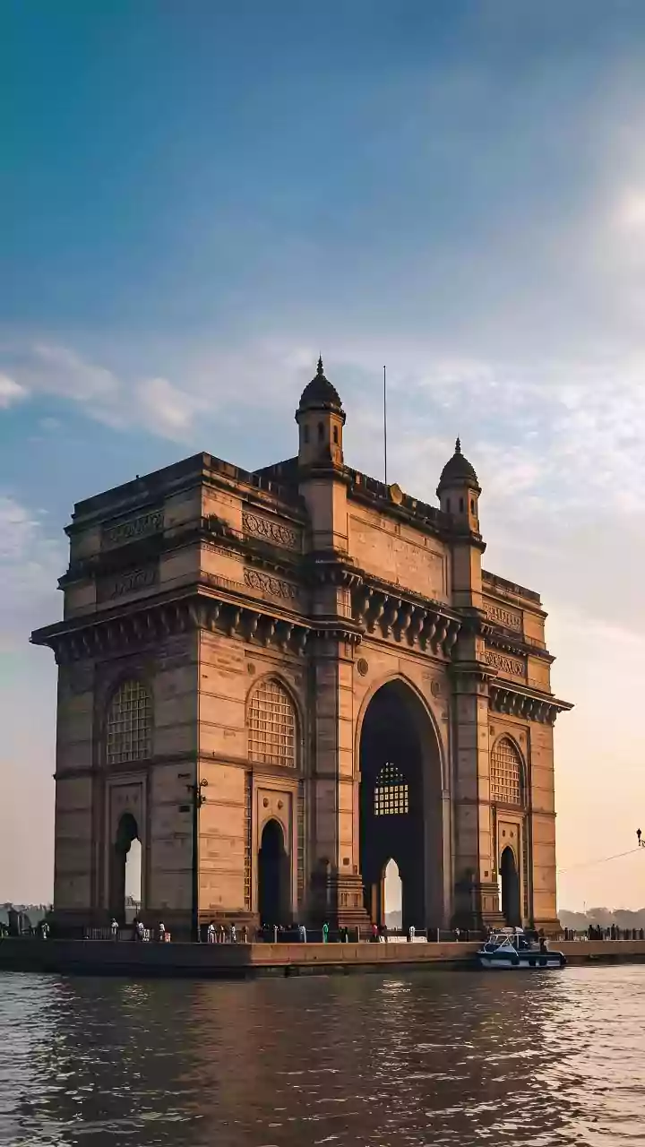 India Must Lead Climate Innovation, Says Hillary Clinton at Mumbai Climate Week