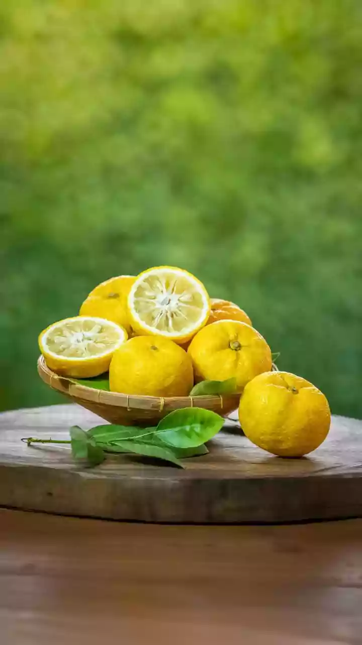 Why Combining Citrus Vitamin C With Leafy Greens Doubles Plant Based Iron Absorption Rates Efficiently