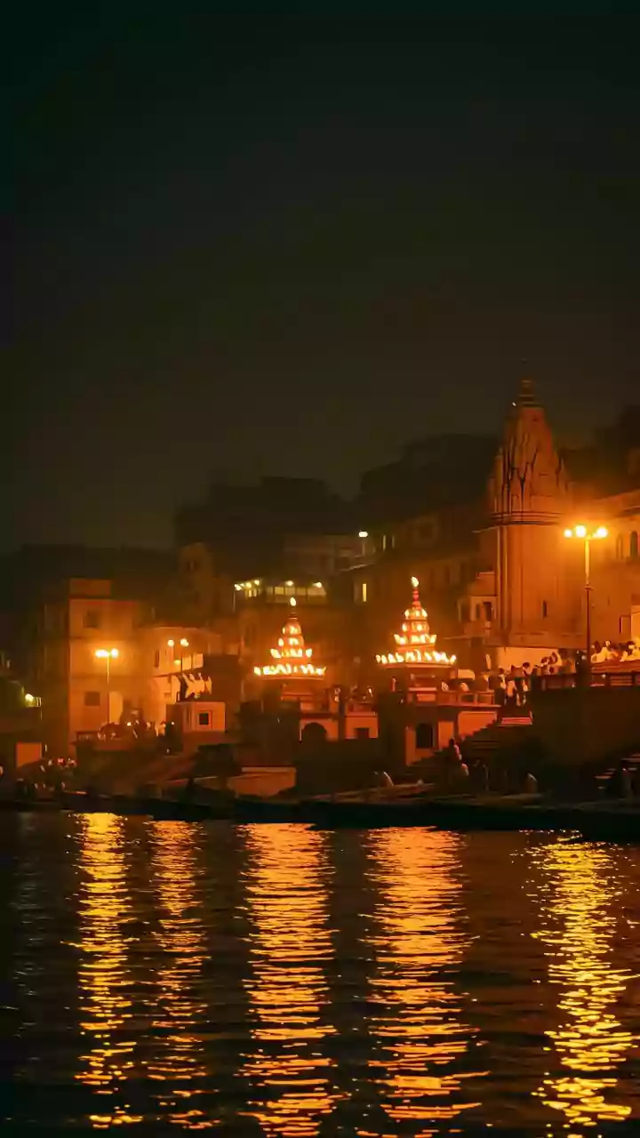PM Narendra Modi Visits Uttar Pradesh’s Varanasi, Offers Prayers At Kashi Vishwanath; Set To Inaugurate ₹36,230 Cr Ganga Expressway