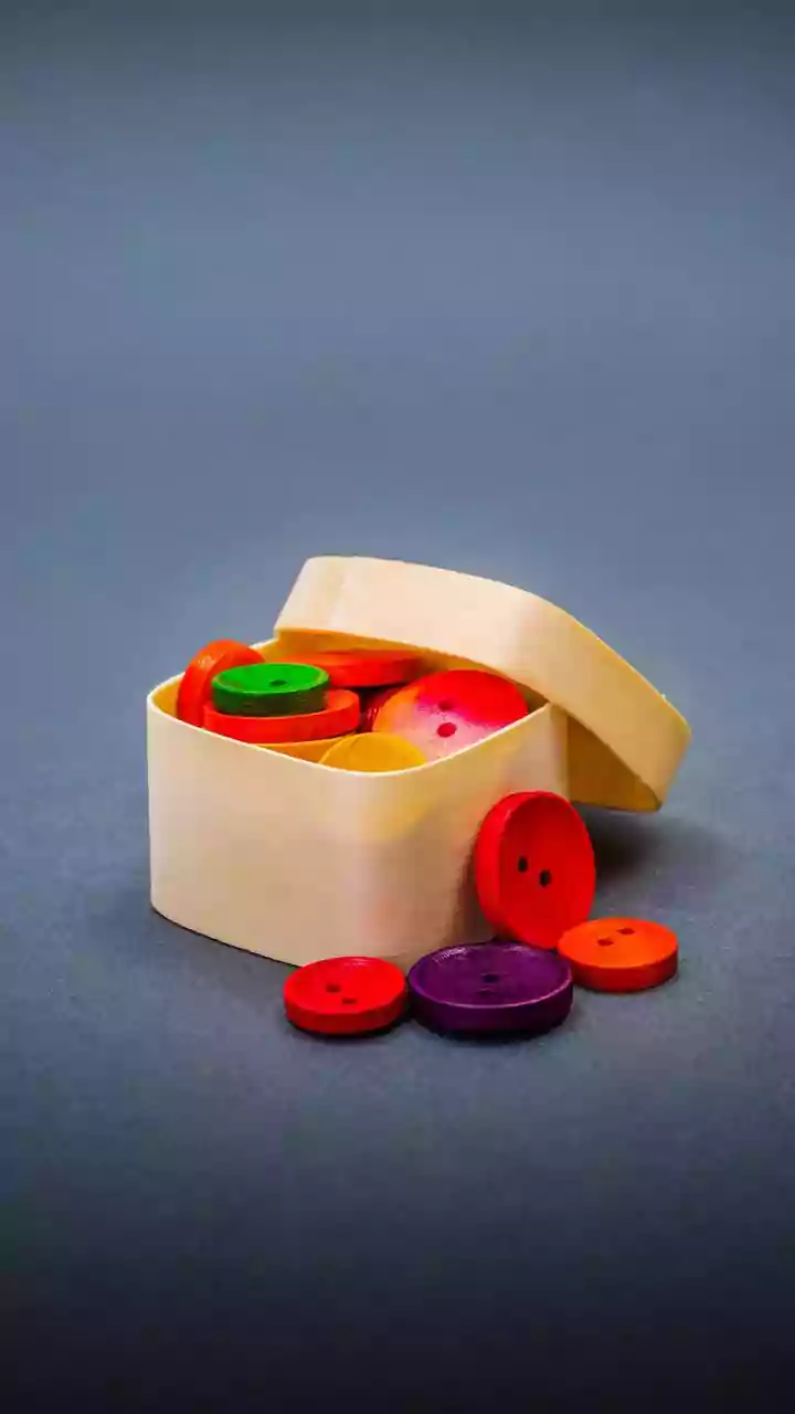 Smart ways to organize spare buttons at home