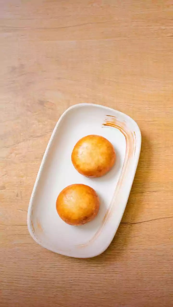 Loukoumades: Savoring Greece's Sweet, Golden Fried Dough Delights