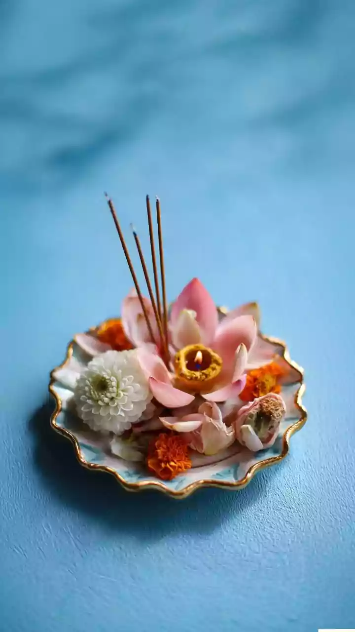 Upcycled Temple Marigolds Trend For Sustainable Festive Floral Arrangement Workshops