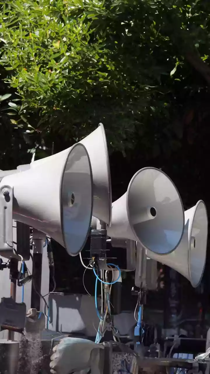 Southern Railway's Loudspeaker Advisory: The Difference Between Warnings And Prosecution