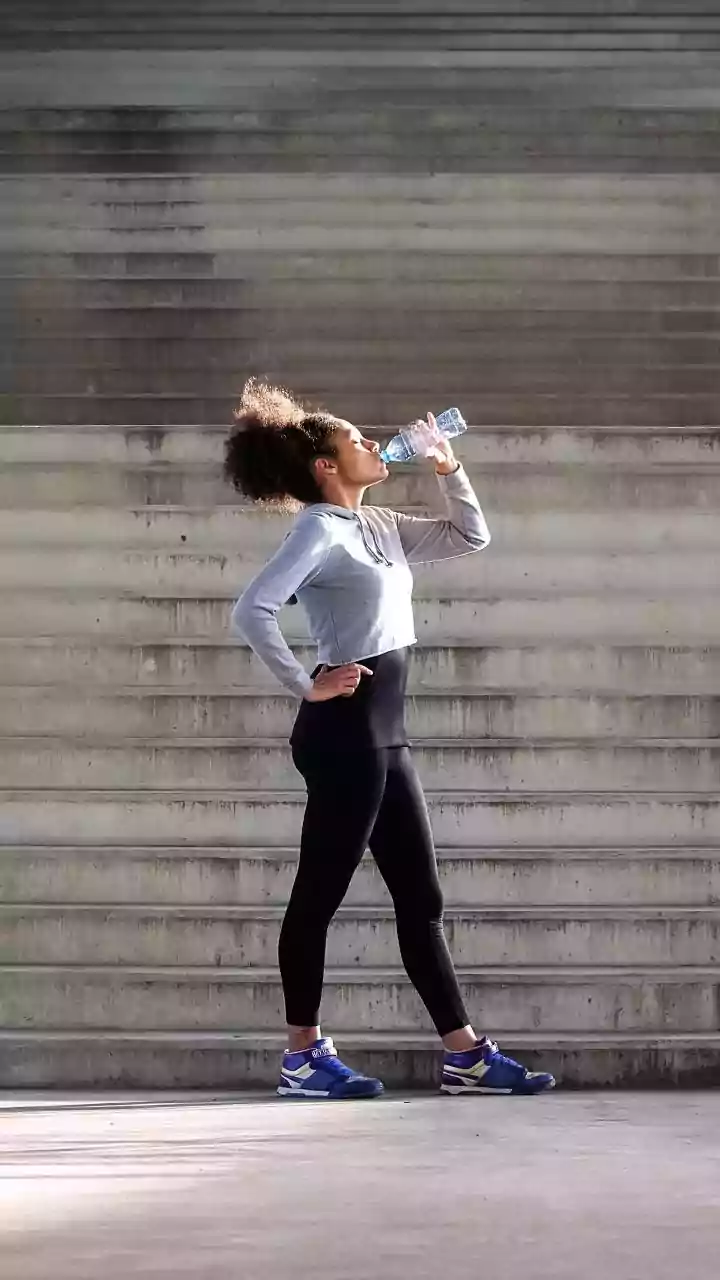 Five Minute Work Walking Breaks Burn More Calories Than Hourly Gyms