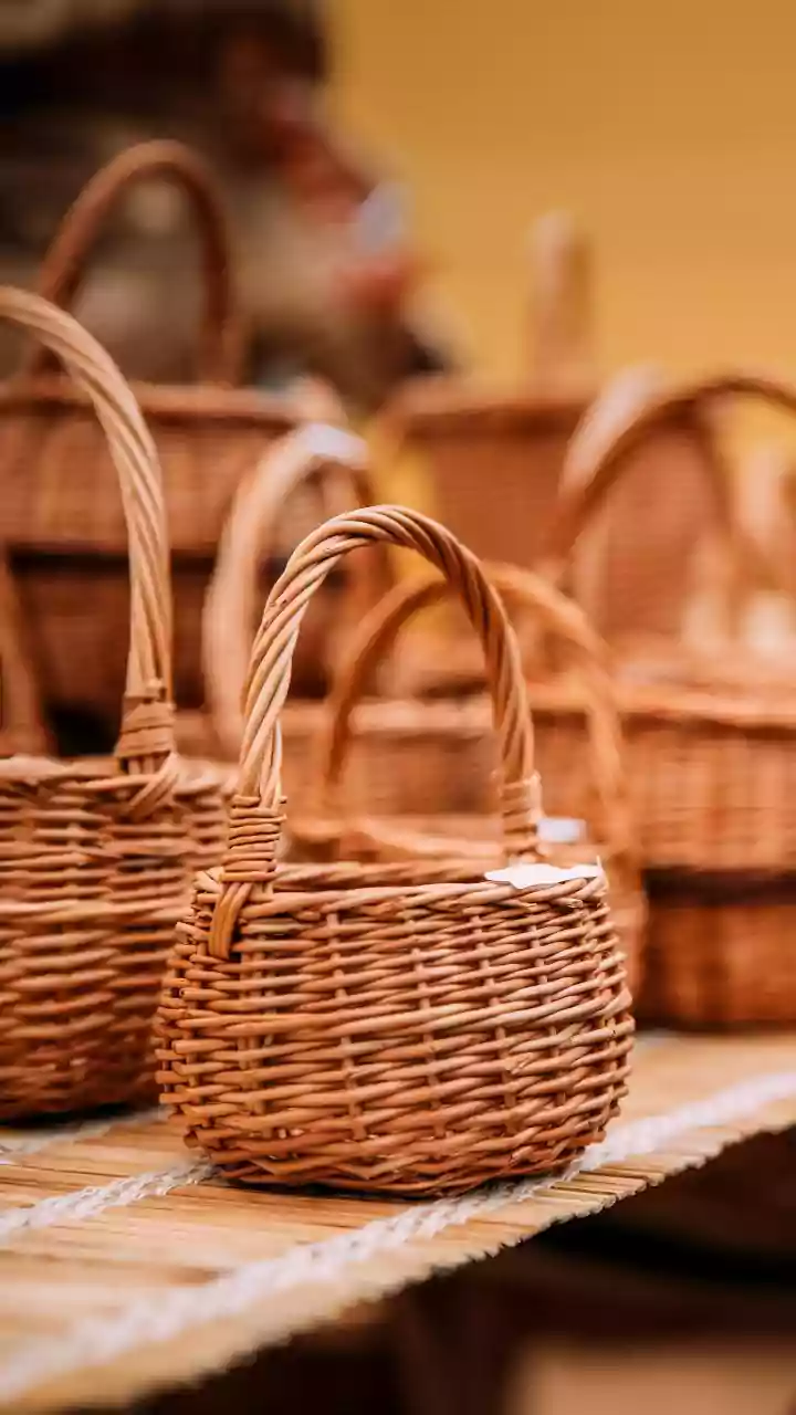 Essential Tips For Cleaning And Maintaining Hand-Woven Baskets Used In Daily Home Decor